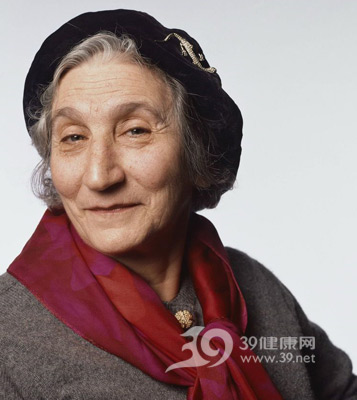 简单方法辨别老人有无“癌症性格”