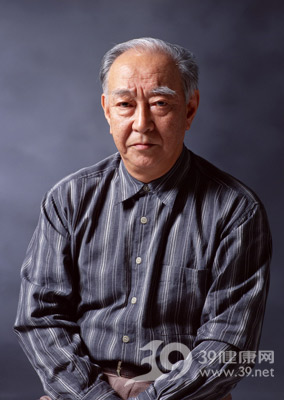 老人怎样克服“离退休综合征”