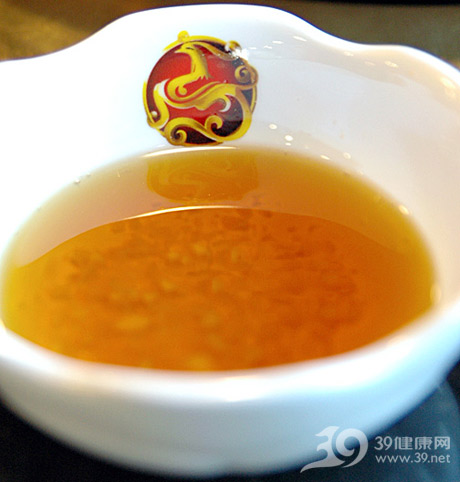 吃油太多对身体危害大