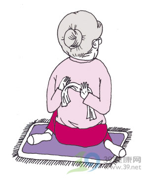 毛巾瑜伽:中老年人也时尚