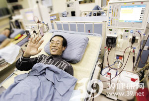 “肾斗士”与疾病抗争50年