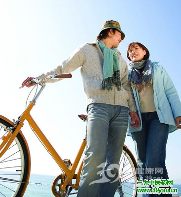 大学生“校园浪漫曲”的必然性